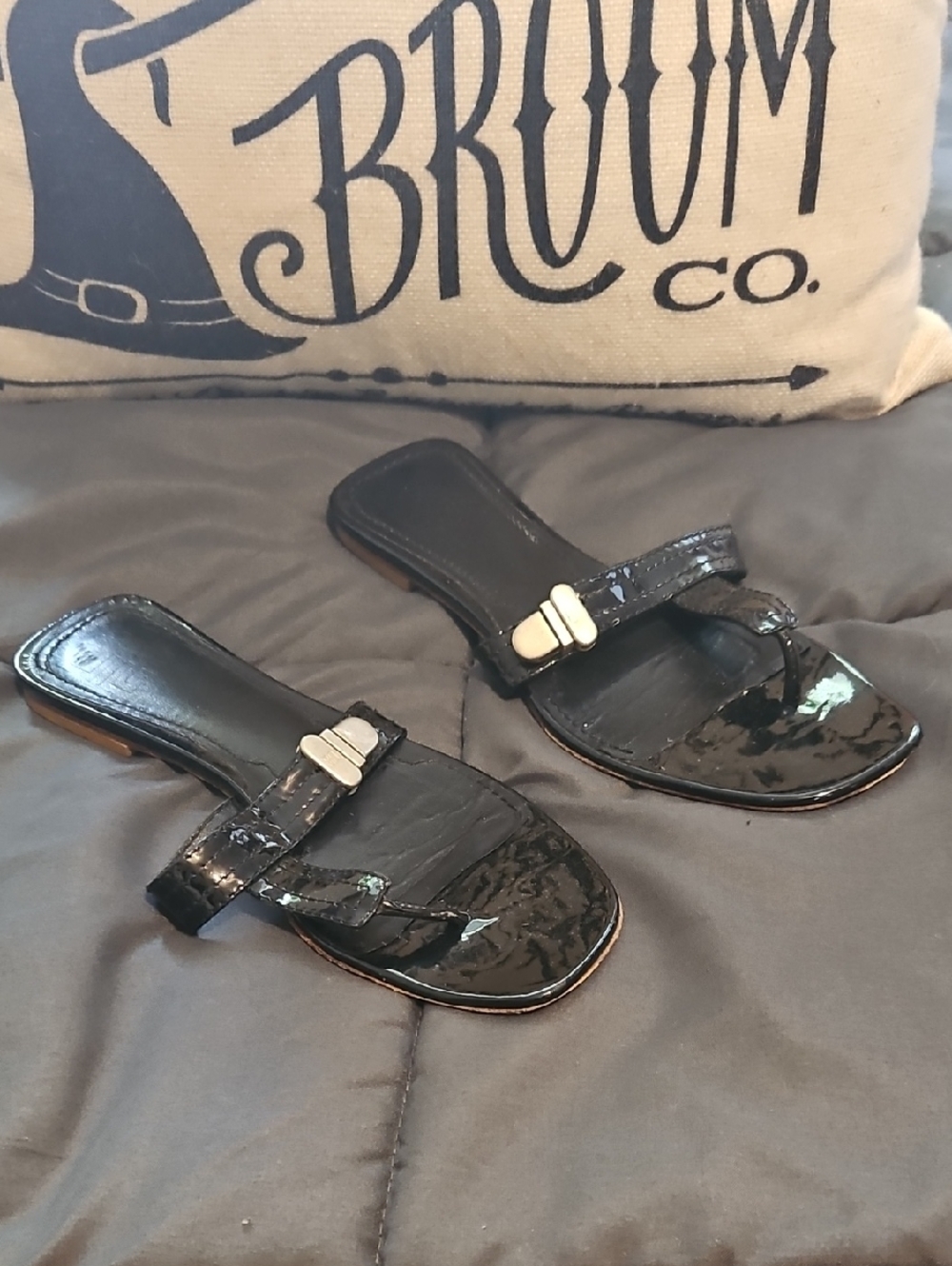 Givenchy Black Patent Leather Women's Slide Sandals - Made In Italy